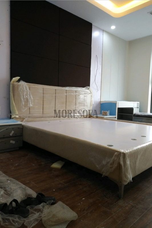 Thi công, lắp đặt giường ngủ hiện đại bọc da đẹp, đơn giản cho khách ở chung cư Bắc Ninh